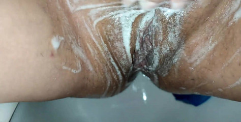 Babysitter Washes Pussy While Sitting on the Toilet and Masturbates