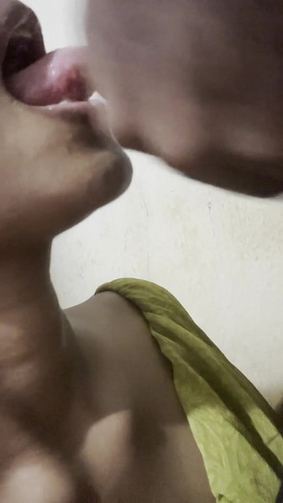 Mallu Husband and Wife Blowjob