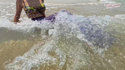 874 Shiny Blue Pantyhose Under Water