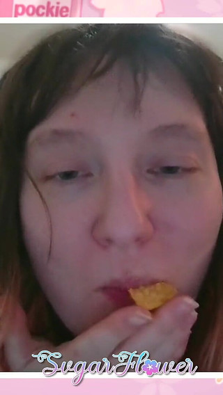 Chips & Salsa - Loud Chewing Sounds