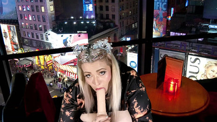 Sally's Sexy New Year's party