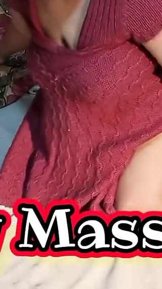 Netu Is Massaging Her Body