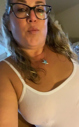 Titty Tuesday wettshirt Oops