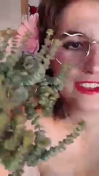 Nerdy Brunette Camgirl Hanging Out in Bedroom