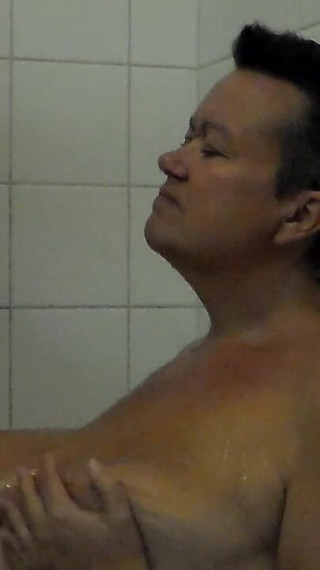 John Is Pissing on Jen in the Shower