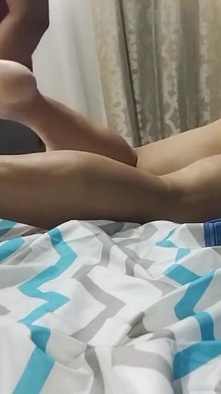 Oil Massage Turns Sexual After Seeing the Mature Whore's Ass