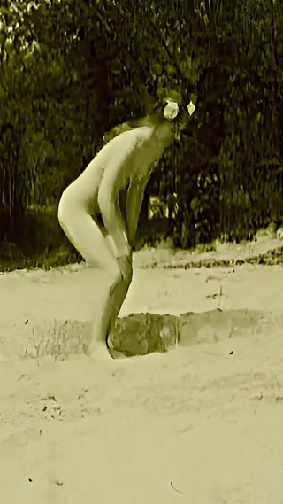 Das Sandbad Aka the Sand Bath Restored in 4K.