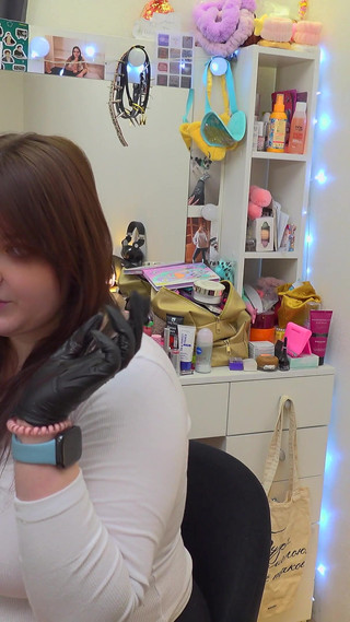 Backstages Always Look Weird )