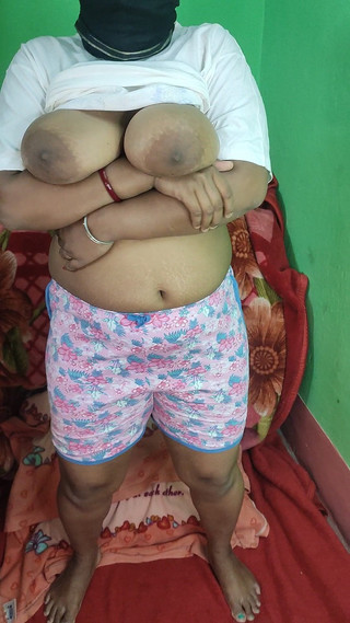 BBW Indian Housewife jumping her boobs and showing asshole in closeup