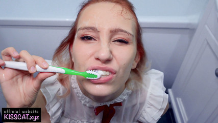 Face fuck deepthroat for young babe and cum on teeth for cleaning