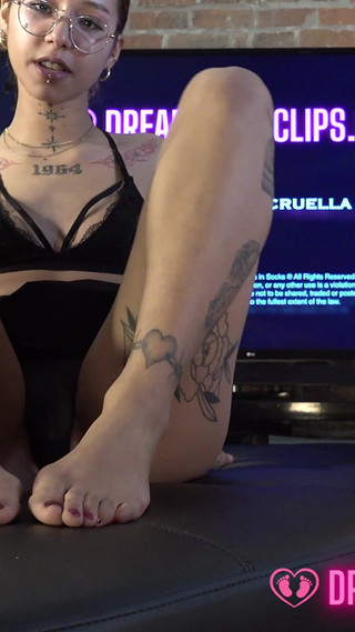 Cruella's Cute Ass and Smelly Feet - (dreamgirls in Socks)