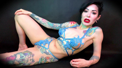 Laxative Task for the Filthy Loo-slave: Edging, Pee, Caviar Edition