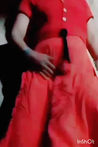 Desi Woman Rubbing Her Hot Sexy Body