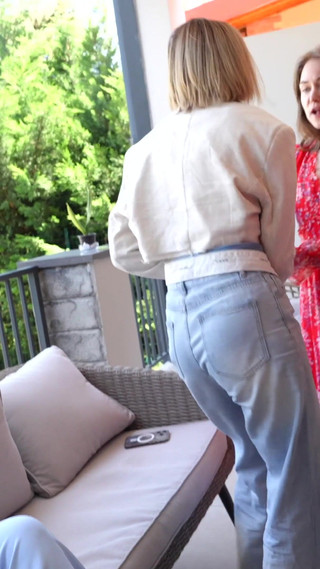 Backstage! Hey, I'm Too Horny, Suck My Cock! Teenagers Fuck a Slutty MILF in the Mouth Before an Outdoor Orgy!