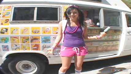 Brunette Teen Will Do Anything for a Popsicle