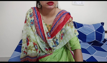 Indian Desi Stepmom Ne Sex Ki Lat Laga Di Full Hindi Video