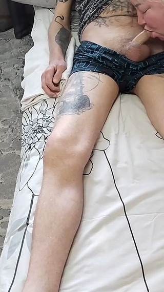 Blowjob Before Cumshot From Mother-in-law