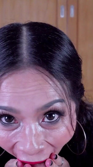 Goofy Wide Rolling Eyes Deepthroat POV