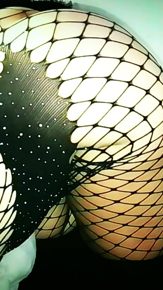 Crazy Colombian Midget