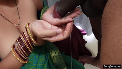 Hot Indian Housewife Saree and Desi Blowjob