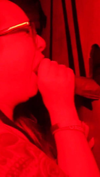 Savanna Smashes the Glory Hole Record in Jaw-dropping Contest