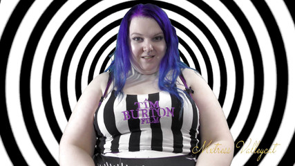 Mesmerised into being cream-pie cutie