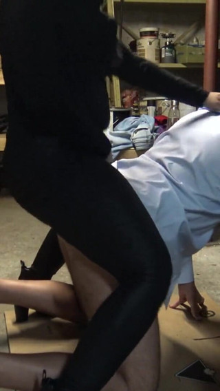 Iranian MILF Anal Pegging