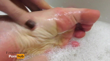 Soft Legs and Lustful Toes Playing in the Water