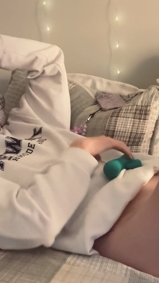 Step Sis Gets Her Toy Back and Uses It to Cum