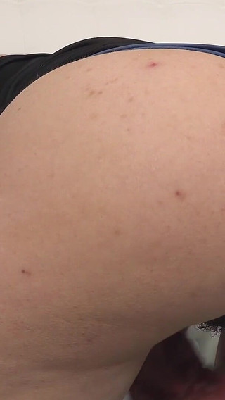 Hairy and Hooked on Fisting - Grandmams