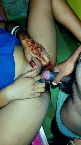 Today, Suman Bhabhi's Husband Gave His Cock to Her Neighbor and Made Her Very Wide