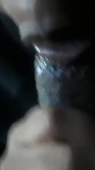 Y O U N G Wet Mouth Big Lips Chick Wanted to Taste It