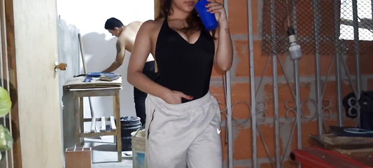 I lose my virginity with the painter that I hired, Stepdaddy made me his milk in my mouth, he fucked my tits, he fucked me so well