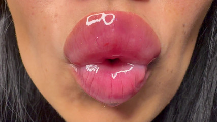 White Cumropes as My Lipgloss