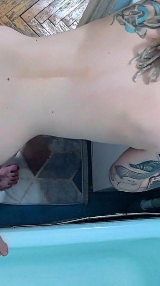 We Finally Clean Our Bath! and After That, She Got Her Favorite Dick and Fucked Like a Meat!