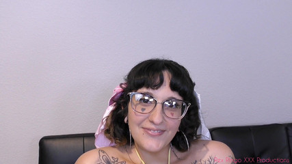 Before the Scenes with Legendary Pornstar Superstar Gia Lovely 8 Months Pregnant