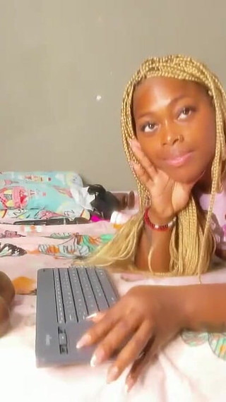 Jack off to My Phenomenal Ass, Episode 1192