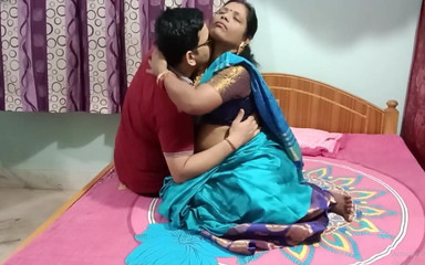 Indian Bhabhi Shared Bed for Desi Hot Sex
