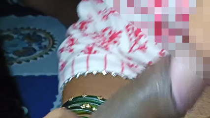 Catchybusty Wants to Play with a Dick