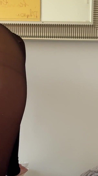 Various Masturbation and Creampie in Pantyhose with High Heels