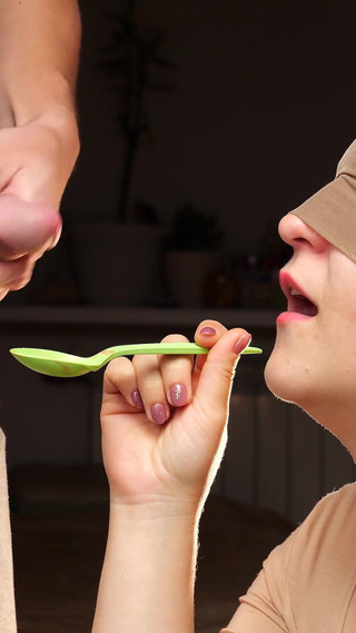 Spoon of cum for loved lips.