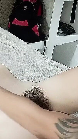 Blindfolded Stepdaughter Gives Away Her Hairy Pussy