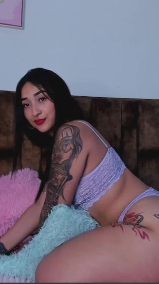 Tattooed Woman with a Delicious Ass