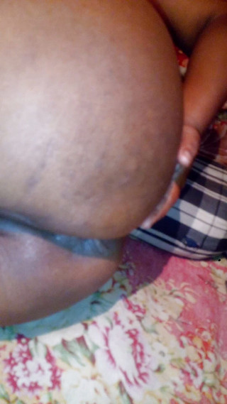 Deshi Sexy Sadia Vabi Show His Beautiful Pussy and Ass