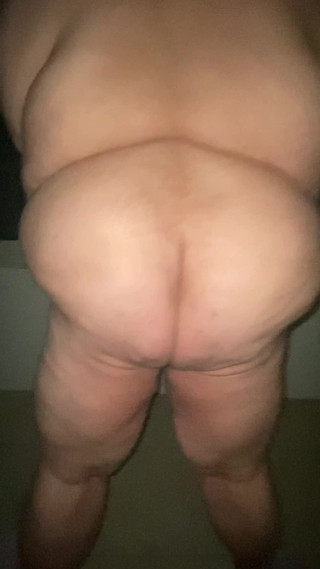 Bbw Ass Spreading Towel Drop