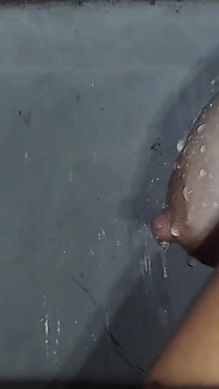 Colombian Shower Queens....